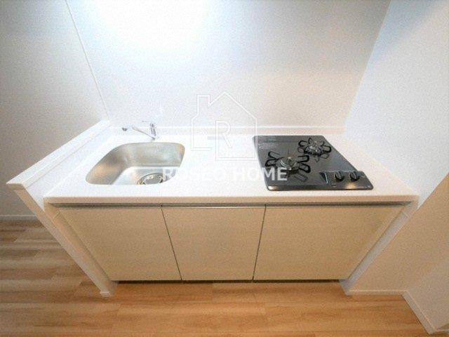 レオンコンフォート大手前ラトゥールのキッチン