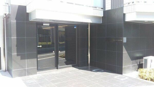 リヴシティ大泉学園のエントランス