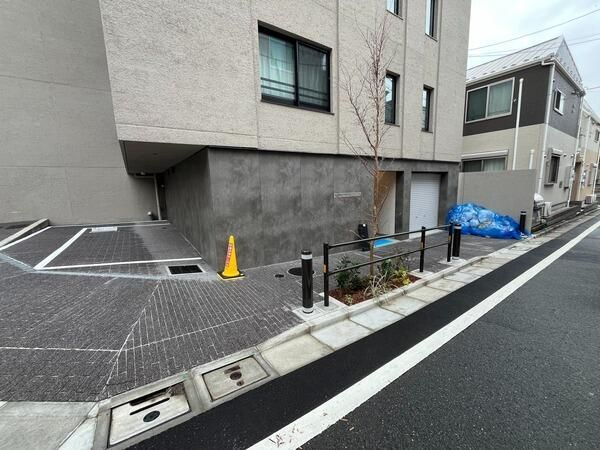 ＪＭＦレジデンス新板橋の駐車場