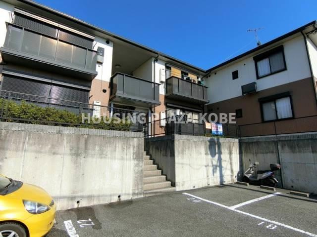 ディアス離宮山手Ｃ　須磨駅の賃貸情報の外観|閑静な住宅街に位置しております。