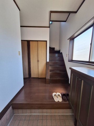 高崎市吉井町吉井中古住宅の玄関