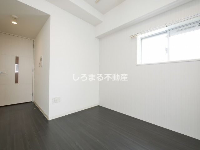 プライムアーバン松屋町の洋室