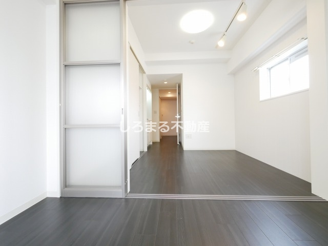 プライムアーバン松屋町の内装
