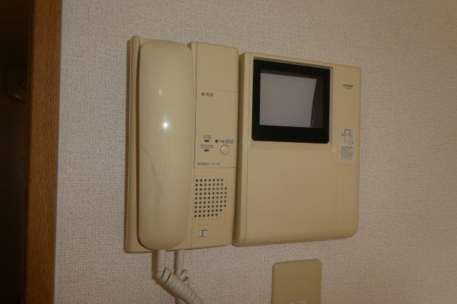 プラシード倉敷のセキュリティ|オートロック連動ＴＶインターホン