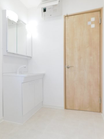 名古屋市中川区東起町５丁目の中古一戸建の独立洗面台|◇洗面脱衣室◇　　洗面台新品交換　（２０２６年１月フルリフォーム済）