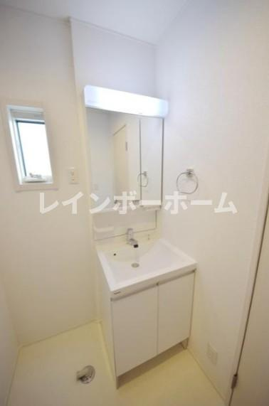 エミネンス船堀の独立洗面台