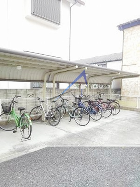ピュアのその他共用部分|駐輪場です。