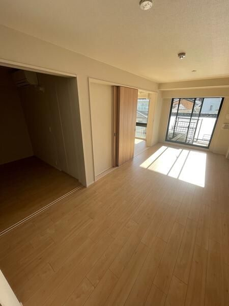 ザ・ケンジントン・レジデンスときわ台の居間・リビング