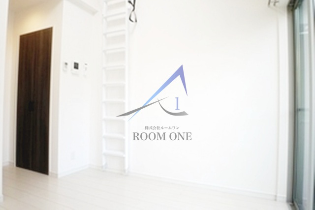 オーガスタコート横浜反町の居間・リビング|洋室のお部屋です。