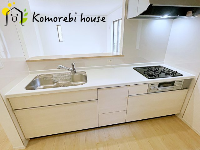 さいたま市見沼区風渡野　第６　新築一戸建て　クレイドルガーデン　01のキッチン|26.4.18　撮影済み