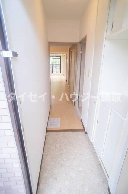 アヴニール梨の樹の玄関|同タイプのお部屋の画像です