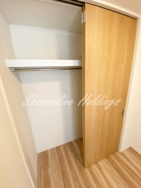 Lumiereの収納|ポール付きで使い勝手の良いクローゼット♪