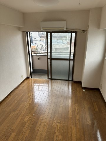 グランシャリオ