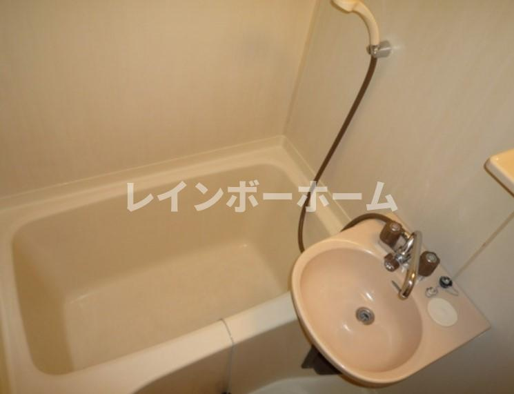 シャトレ新座の浴室
