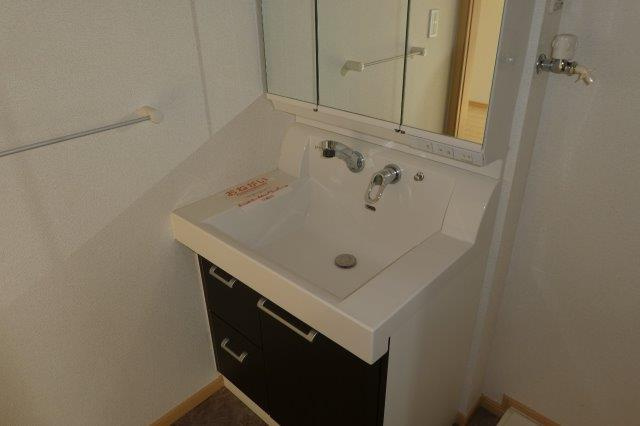 ライジング・サンの独立洗面台|シャンプードレッサー