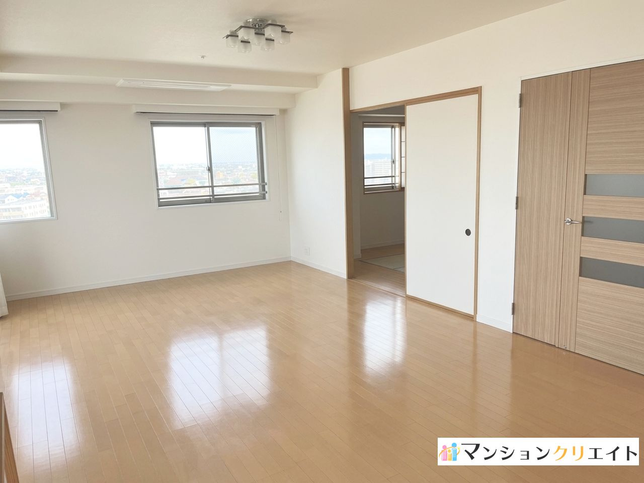 タワーグランデCHAの居間・リビング|LDK35.5帖