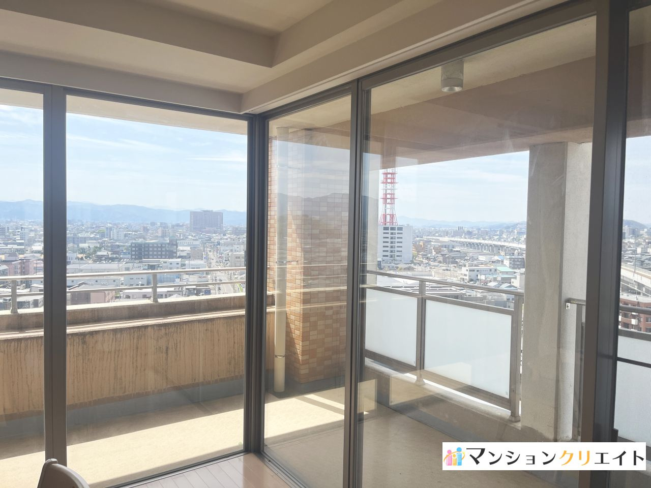 タワーグランデCHAのその他|リビング窓からの景色
