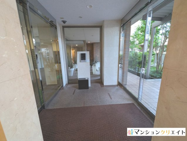 タワーグランデCHAのエントランス