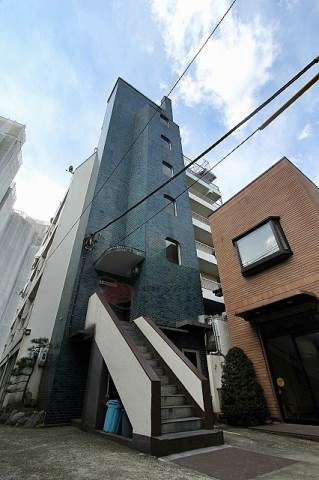 真砂マンションの外観