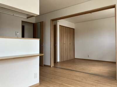 【居間・リビング】 | ウエスト大久保Ⅱ