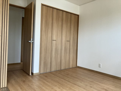 【洋室】 | ウエスト大久保Ⅱ