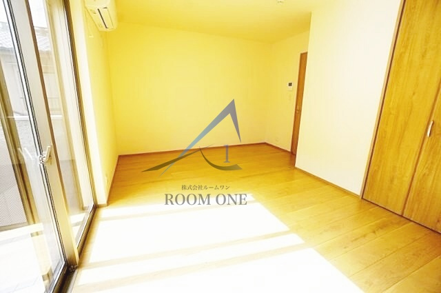 Ｊ４ＨＯＵＳＥ