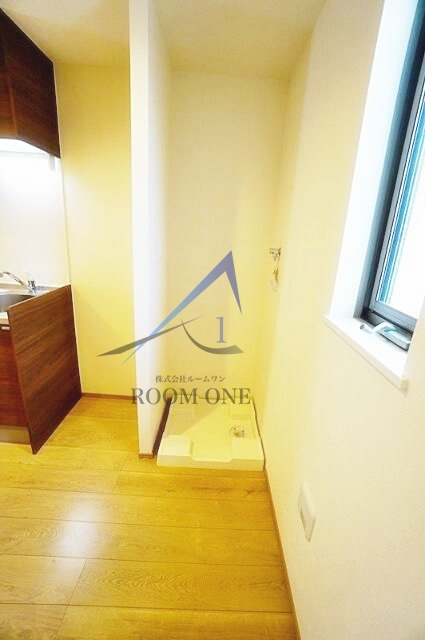 Ｊ４ＨＯＵＳＥ