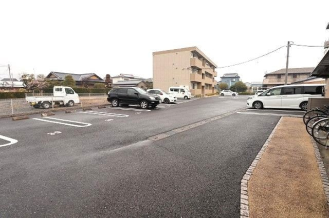 ユーチャリスⅡの駐車場|駐車場