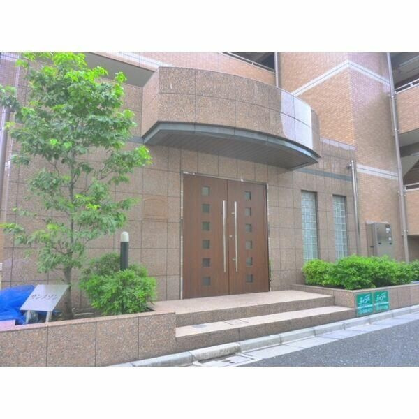 サンメゾンのエントランス