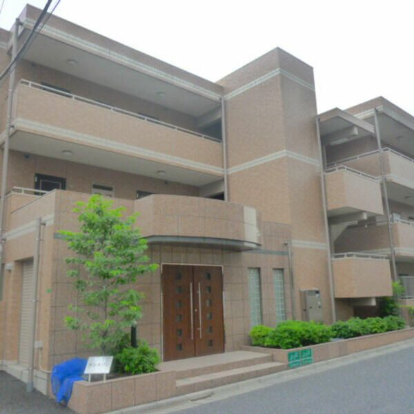 サンメゾンの外観