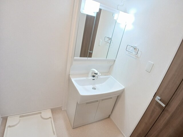 ルミナーレ荒川沖　Ⅱの独立洗面台|洗面所