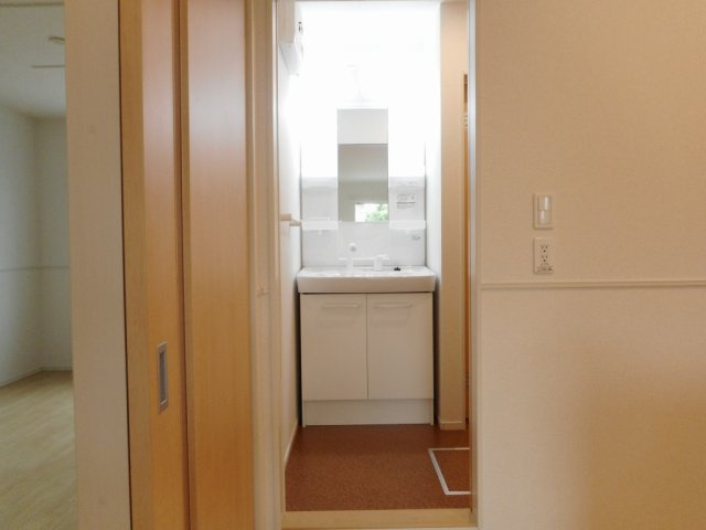 リバティ　１５　Ｃの独立洗面台|洗面所