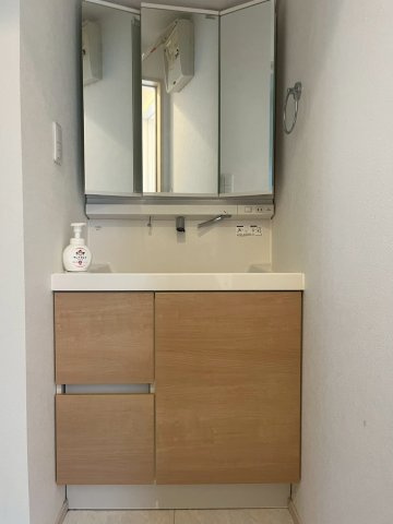 【独立洗面台】