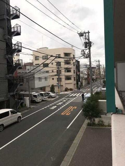 アーツ菊川の駐車場