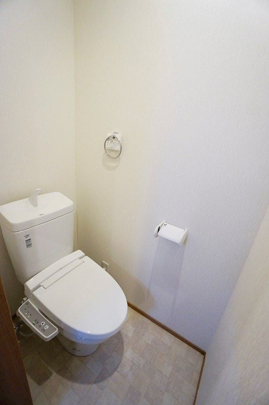 J4HOUSEのトイレ