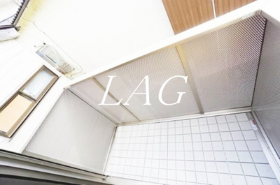 【バルコニー】 | Ｊ４ＨＯＵＳＥ | バルコニーです。