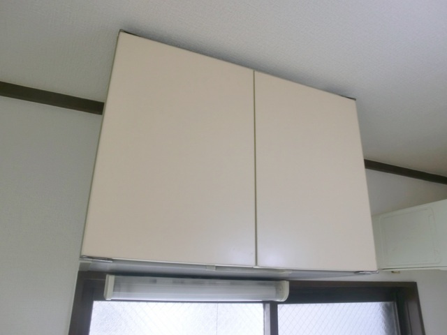 大成ビルの収納|キッチン上部の収納です。