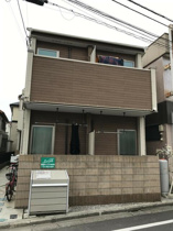 落ち着いた雰囲気の外観です。