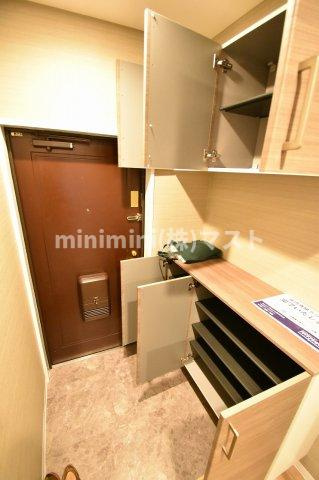 インプルーブ天満橋の玄関