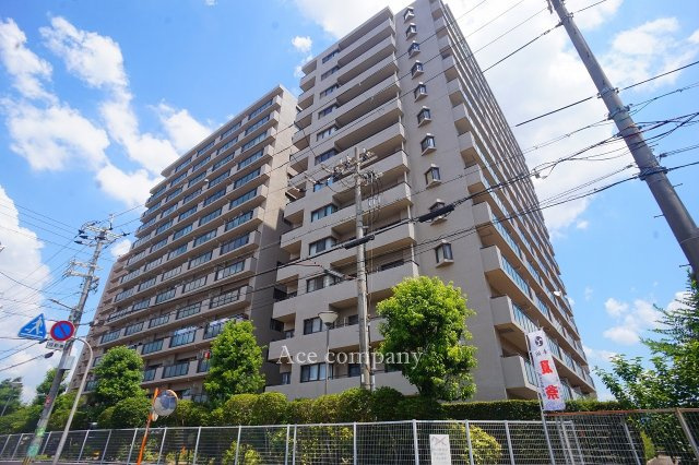 【外観】 | ファミールハイツ八尾B棟 | スーパー・ドラッグストア・コンビニ徒歩4分圏内です♪