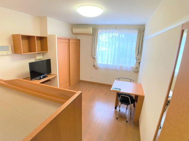 【居間・リビング】 | 設備・仕様は号室により異なる為、現況を優先致します。