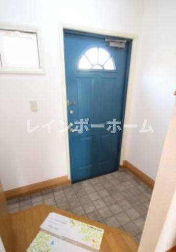 FOUR　SEASONSの玄関