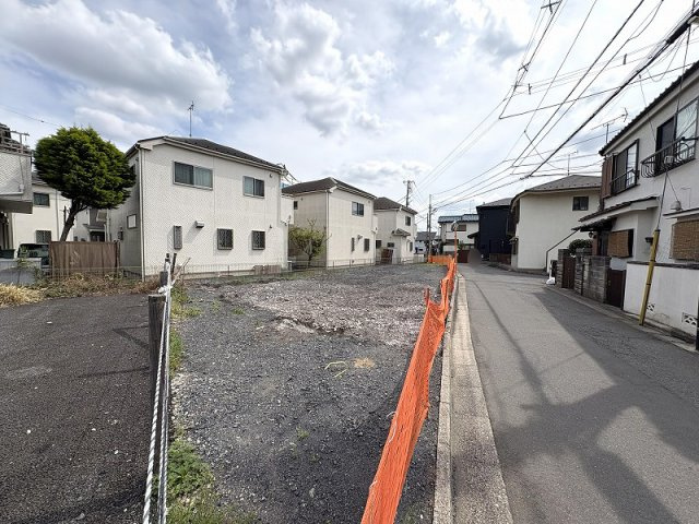 【外観】 | 新座市野寺5丁目　建築条件付売地　全2区画　(保谷店) | 南側にカースペースを設けることで陽当たりも確保することができます。