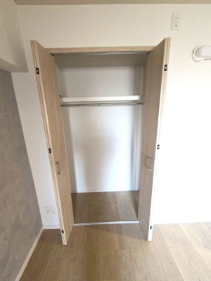 【収納】 | 朝日プラザ大濠 | 天井まである収納♪長いものも収まりそうですよね！
