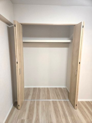 【収納】 | ルネッサンス21春日ザ・パーク | 居室の収納が大きくて使いやすそうです！
季節家電や、お洋服が多い方も安心です♪
