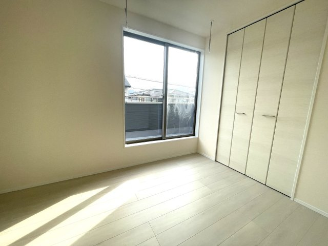 【洋室】 | 南区長住戸建て | お子様のお部屋や書斎に良さそうです！！