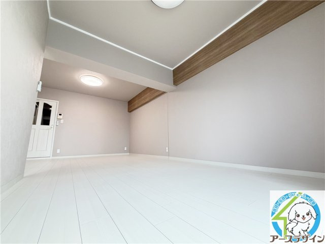 ユニハイツ朝霧の居間・リビング