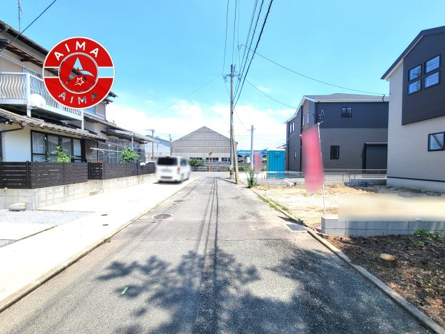 古賀市天神3丁目第1-3棟（3号棟）の外観|前面道路含む現地の写真です。