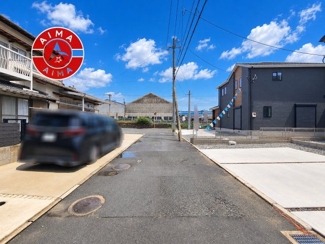 古賀市天神3丁目第1-3棟（3号棟）の外観|前面道路含む現地の写真です。