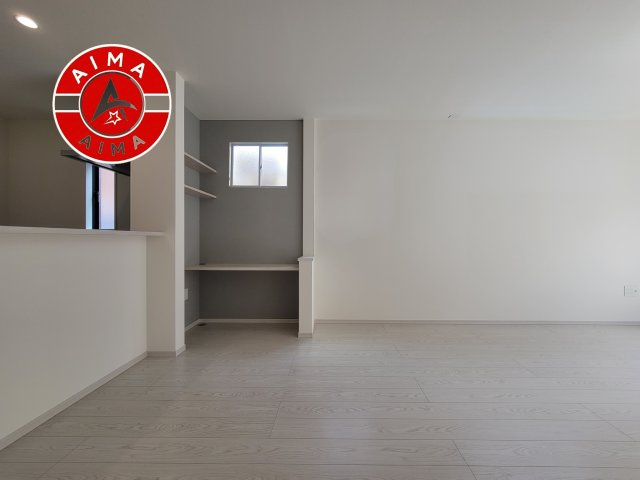 古賀市天神3丁目第1-3棟（3号棟）の内観：施工例|ご家族を近くに感じられる対面キッチンのLDK。会話もはずみそうですね。